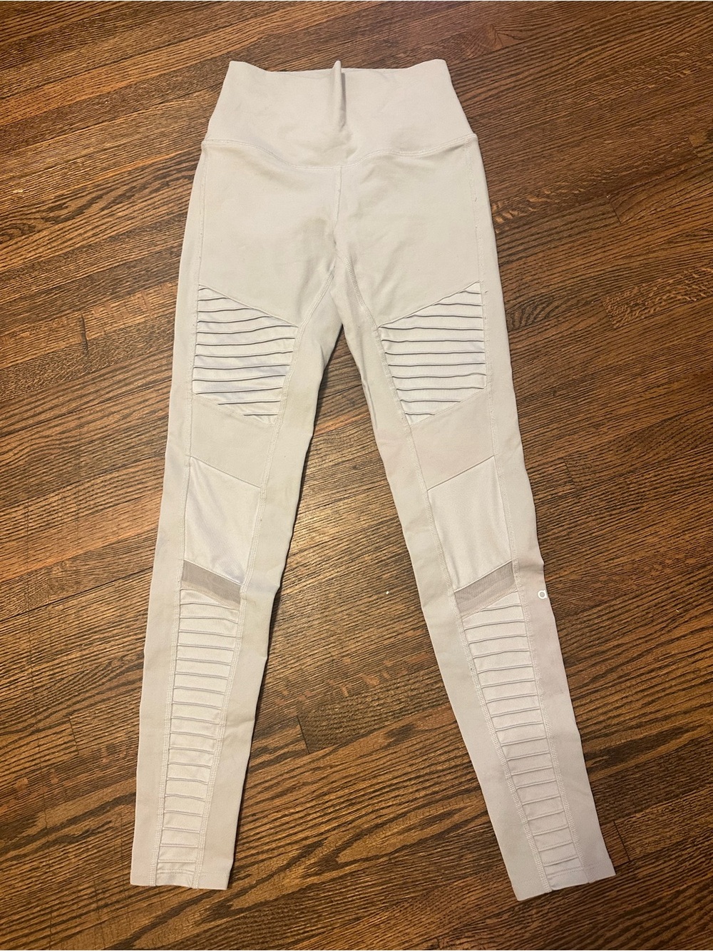 Alo Yoga High-Waist White Women’s Moto Ribbed Leggings